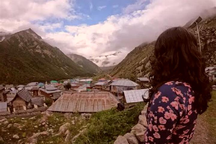 Nora, 20 — Escort in Chitkul, India