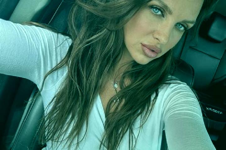 Nora, 20 — Escort in Klyuchevsk, Russia