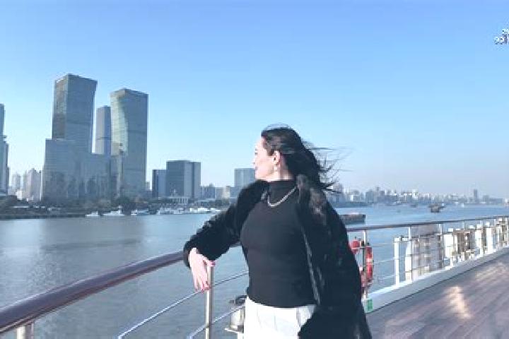 Nora, 20 — Escort in Qiantan, China