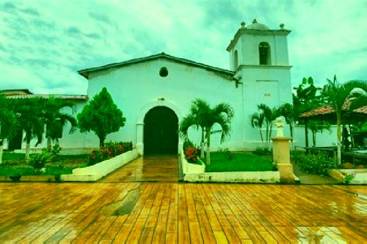 Nora, 20 — Escort in Santa Maria del Real, Honduras