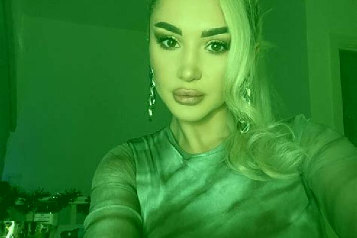 Nora, 21, a blonde amber-eyed indian companion based in Irimbo. Offering 69, GFE, Dinner Date, Party Girl. Available for incall and outcall, day and evening ...