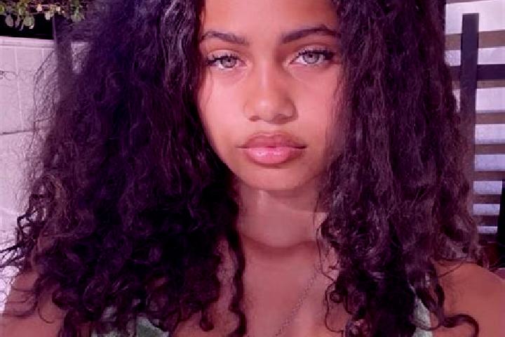 Nora, 21, a chestnut green-eyed mixed companion based in Grossa. Offering CIM, OWO, Duos, Party Girl. Available for incall and outcall, overnight bookings av...