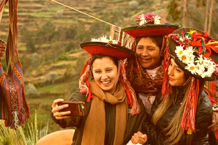 Nora, 21 — Escort in Anchonga, Peru