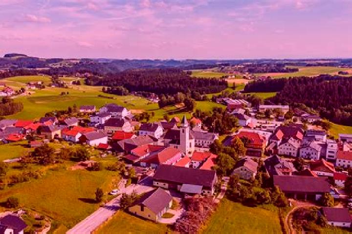 Nora, 21 — Escort in Haibach im Muehlkreis, Austria