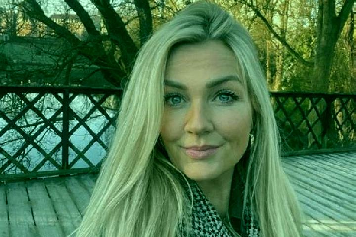 Nora, 21 — Escort in Karlskoga, Sweden