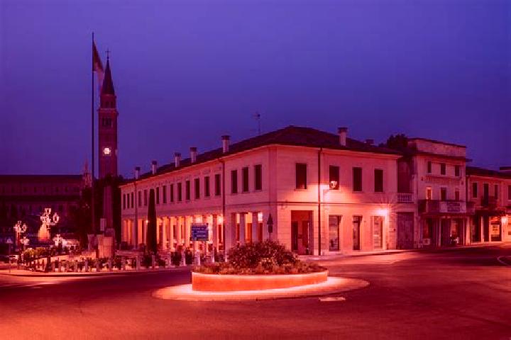Nora, 21 — Escort in Pieve di Coriano, Italy