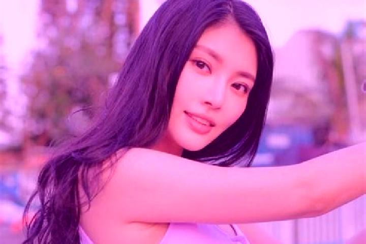 Nora, 21 — Escort in Xihong Shanzi, China