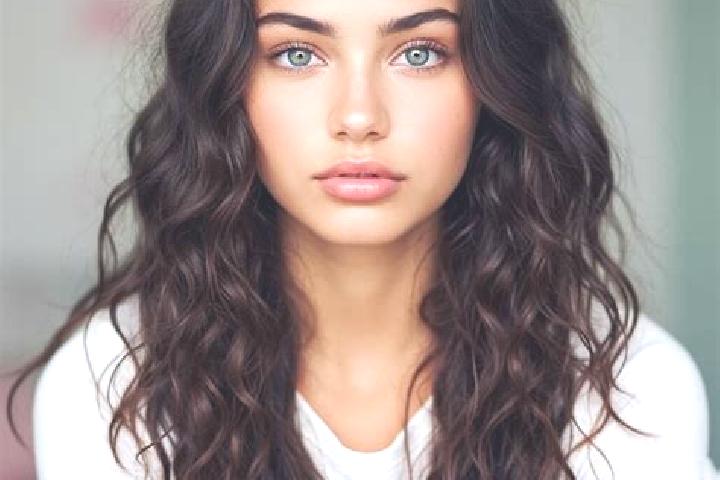 Nora, 22, a auburn amber-eyed mediterranean companion based in Capetinga. Offering Party Girl, Domination, BDSM. Available for incall and outcall, overnight ...
