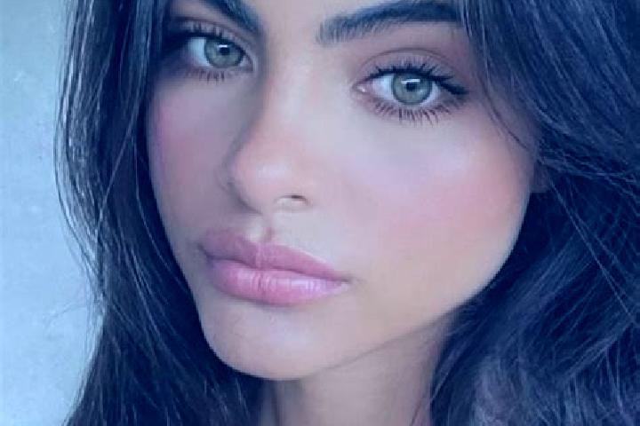 Nora, 22, a black green-eyed indian companion based in Veberoed. Offering Erotic Massage, OWO, Fetish. Available for incall and outcall, overnight bookings a...