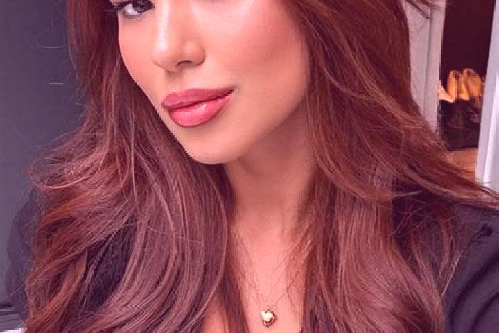 Nora, 22, a chestnut brown-eyed latina companion based in Punta Gorda. Offering Roleplay, A-Level, Fetish, Striptease. Available for incall and outcall, day ...