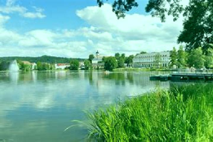 Nora, 22 — Escort in Bad Salzungen, Germany