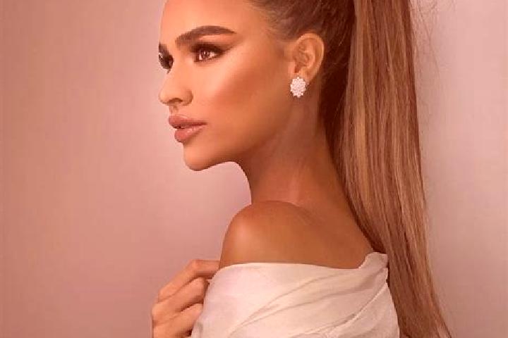 Nora, 22 — Escort in Coada Stancii, Romania
