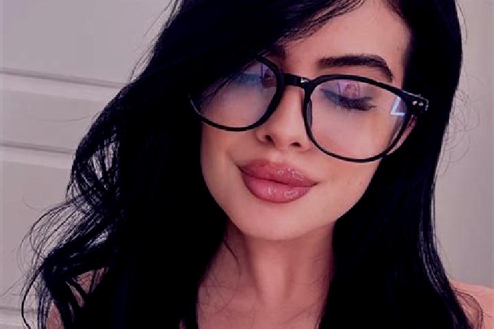 Nora, 22 — Escort in Nuozhadu, China