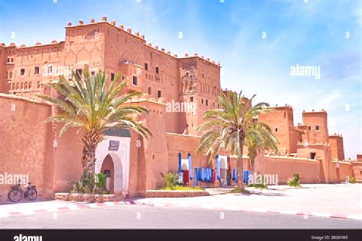 Nora, 22 — Escort in Taourirt, Morocco