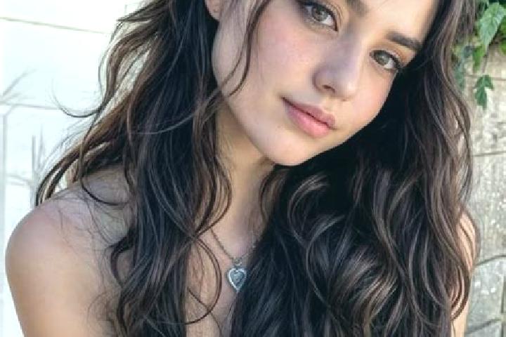Nora, 23, a auburn hazel-eyed slavic companion based in Vidnoye. Offering Deep French Kissing, Striptease, 69. Available for incall and outcall, day and even...