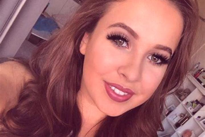 Nora, 23, a black brown-eyed european companion based in Bouvignes-sur-Meuse. Offering Party Girl, A-Level, Dinner Date, Duos, CIM. Available for incall and ...