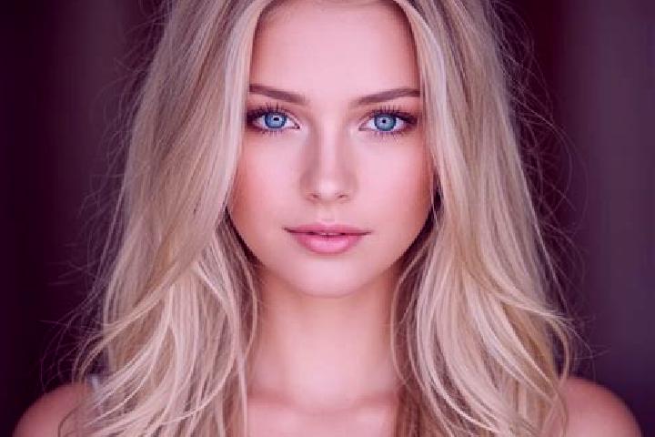 Nora, 23, a blonde amber-eyed mixed companion based in Prestbury. Offering OWO, GFE, Fetish. Available for incall and outcall, overnight bookings available.