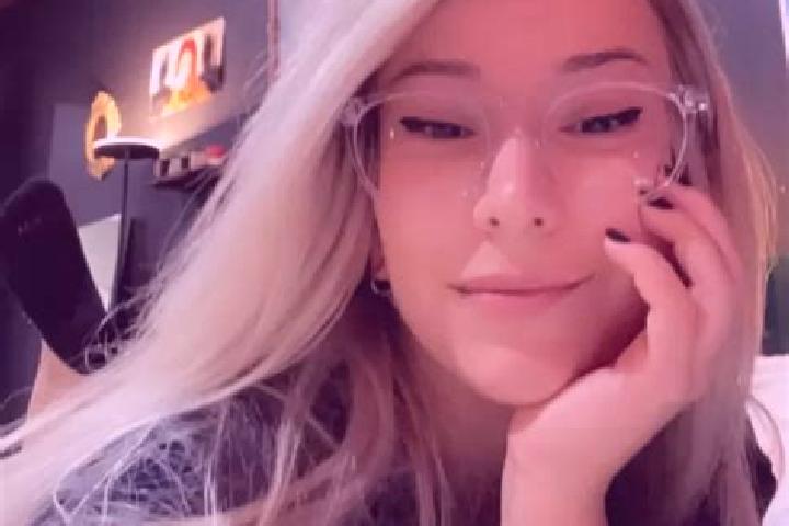 Nora, 23, a blonde grey-eyed caucasian companion based in San Pedro Chimay. Offering 69, A-Level, OWO. Available for incall and outcall, day and evening dates.