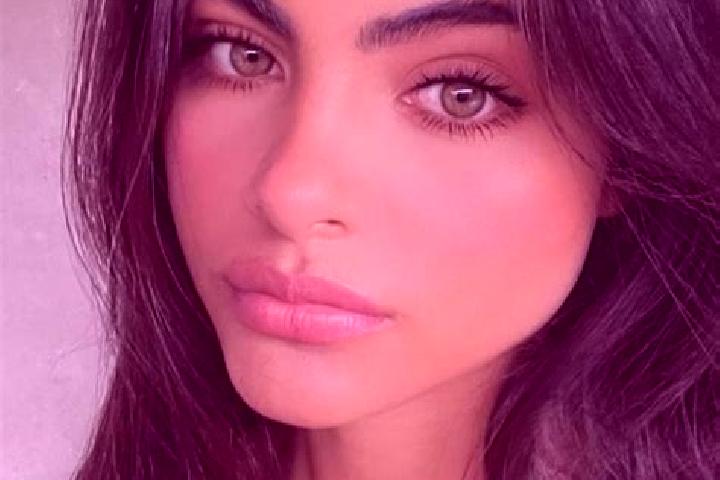 Nora, 23, a brunette brown-eyed caucasian companion based in Roybon. Offering Erotic Massage, BDSM, Roleplay, Domination. Available for incall and outcall, d...