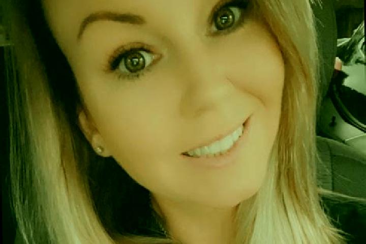 Nora, 23 — Escort in Dunnellon, United States