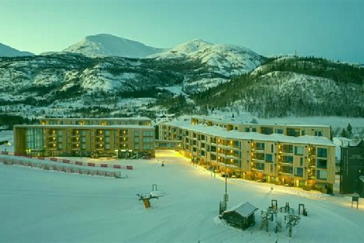 Nora, 23 — Escort in Hemsedal, Norway