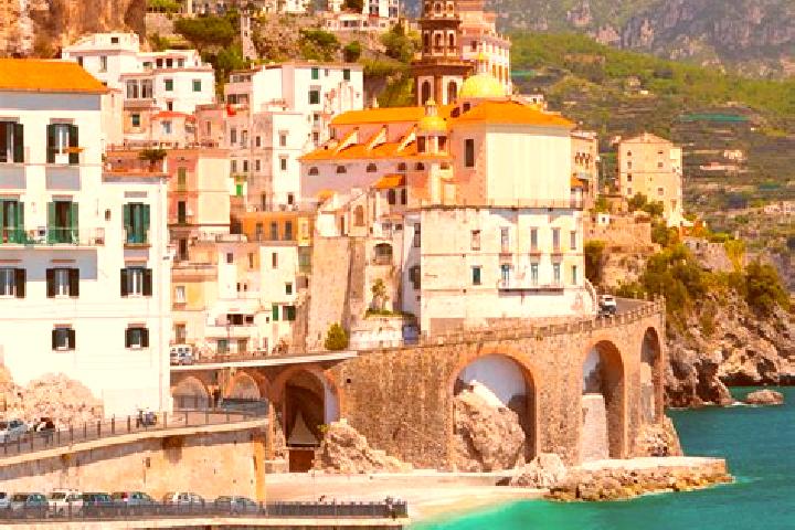 Nora, 23 — Escort in Ispica, Italy