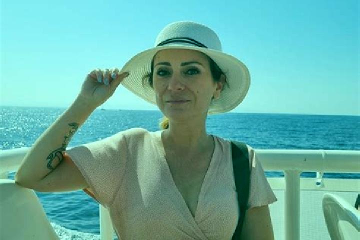Nora, 23 — Escort in Miglionico, Italy