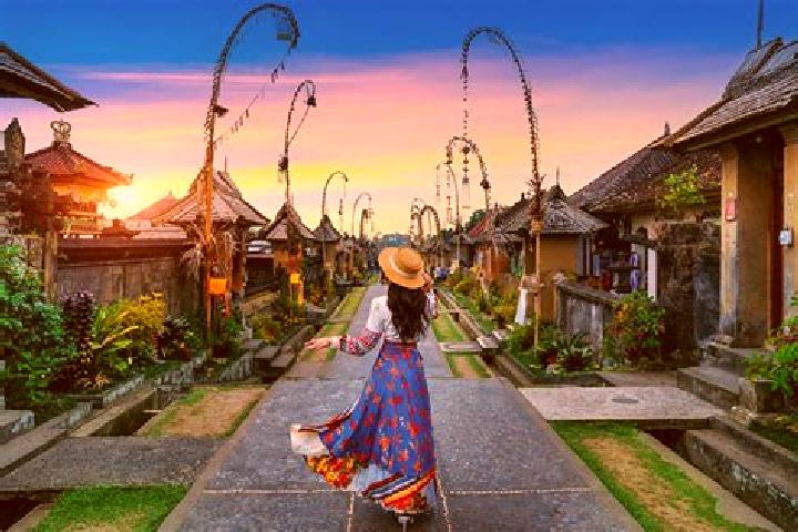 Nora, 23 — Escort in Muara Bulian, Indonesia