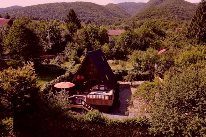 Nora, 23 — Escort in Ocna Sibiului, Romania