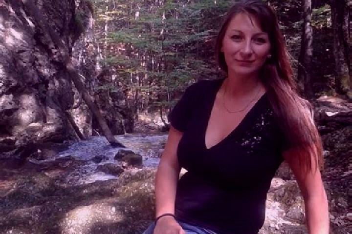 Nora, 23 — Escort in Otterfing, Germany