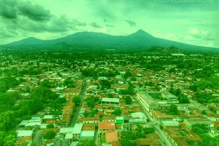 Nora, 23 — Escort in Quezaltepeque, El Salvador