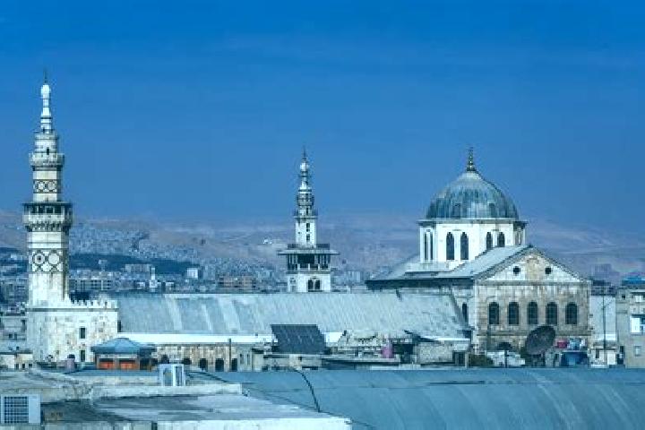 Nora, 23 — Escort in Slinfah, Syria