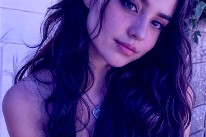 Nora, 24, a black hazel-eyed middle eastern companion based in Shuhe. Offering Girlfriend Experience, Overnight, 69, Striptease, Prostate Massage. Available ...