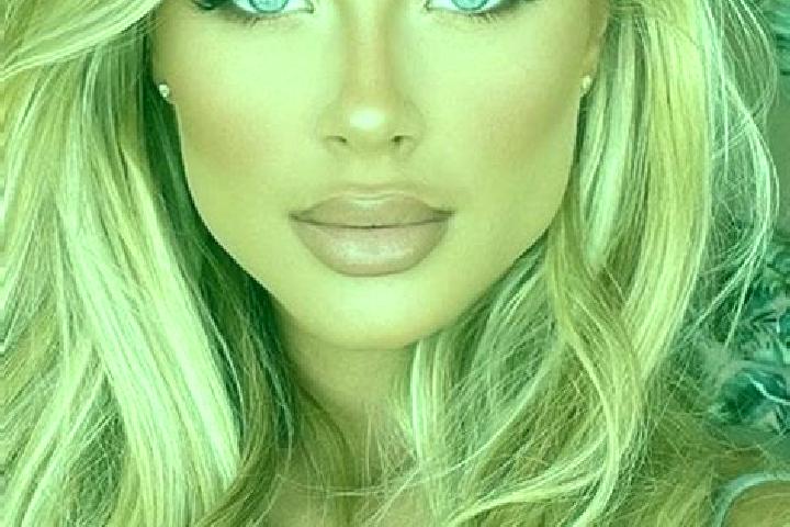 Nora, 24, a blonde hazel-eyed latina companion based in Meihu. Offering Domination, 69, Massage. Available for incall and outcall, overnight bookings available.
