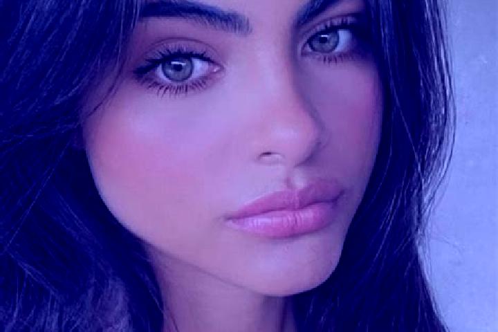 Nora, 24, a brunette green-eyed latina companion based in Slepcany. Offering A-Level, Dinner Date, Couples, Fetish. Available for incall and outcall, overnig...