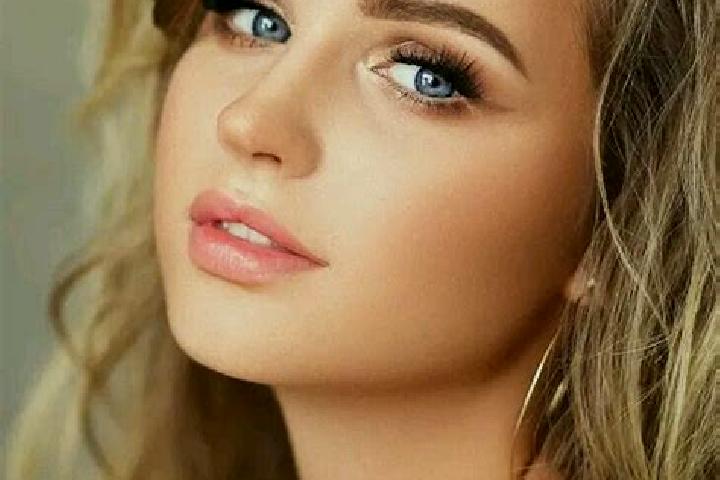 Nora, 24, a dark blonde blue-eyed ebony companion based in Cauvigny. Offering GFE, Travel Companion, 69. Available for incall and outcall, overnight bookings...