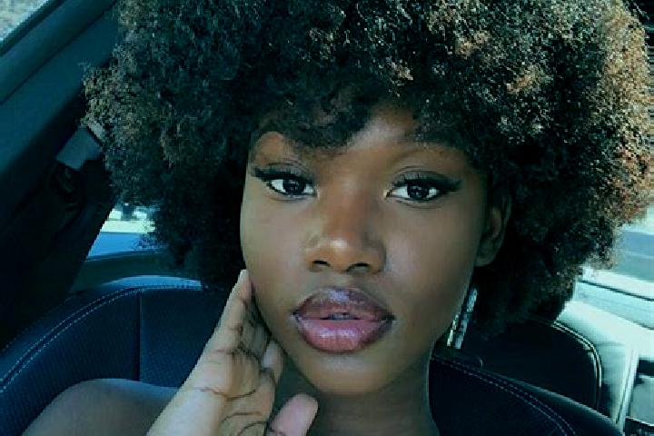 Nora, 24, a red dark-eyed ebony companion based in Galicija. Offering OWO, Domination, 69, Dinner Date, A-Level. Available for incall and outcall, overnight ...