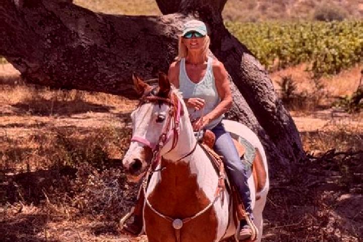 Nora, 24 — Escort in Bosque Farms, United States