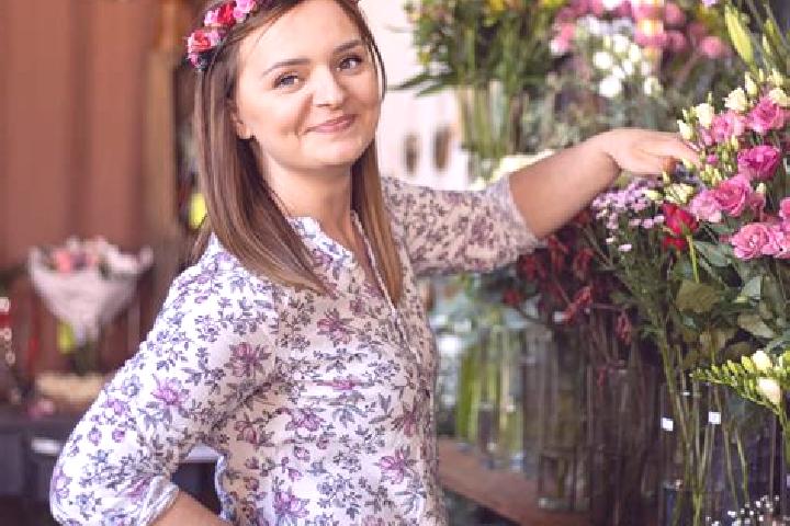 Nora, 24 — Escort in Bychawa, Poland