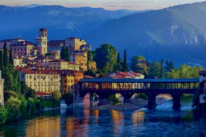 Nora, 24 — Escort in Cismon del Grappa, Italy