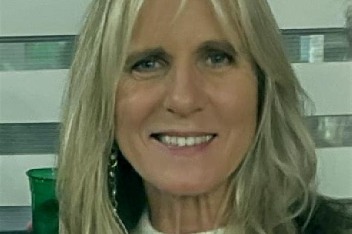 Nora, 24 — Escort in North Bellport, United States