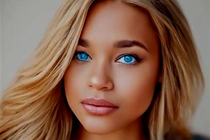 Nora, 25, a blonde grey-eyed latina companion based in Teontepec. Offering Roleplay, Dinner Date, 69, A-Level. Available for incall and outcall, overnight bo...