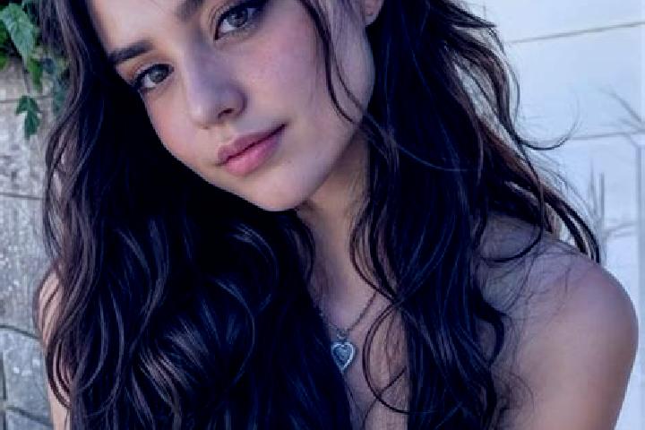 Nora, 25, a brunette hazel-eyed caucasian companion based in Khovu-Aksy. Offering CIM, Couples, BDSM. Available for incall and outcall, overnight bookings av...