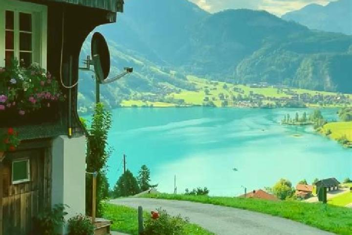 Nora, 25 — Escort in Gorgier, Switzerland