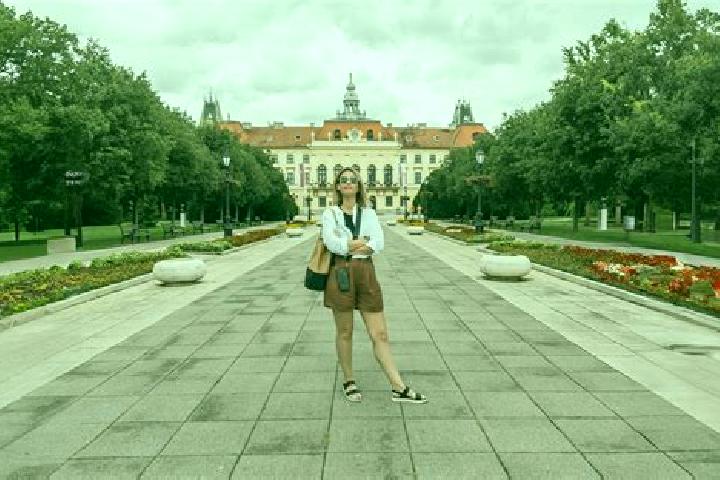 Nora, 25 — Escort in Obrenovac, Serbia