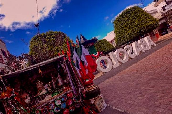 Nora, 25 — Escort in Palo Alto de Abajo, Mexico