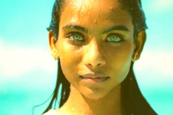 Nora, 26, a auburn blue-eyed indian companion based in Shitong. Offering Domination, Overnight, GFE, Tantra. Available for incall and outcall, day and evenin...