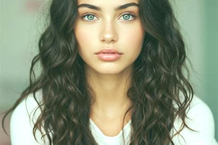 Nora, 26, a auburn hazel-eyed mediterranean companion based in Picon. Offering Erotic Massage, Roleplay, Deep French Kissing. Available for incall and outcal...