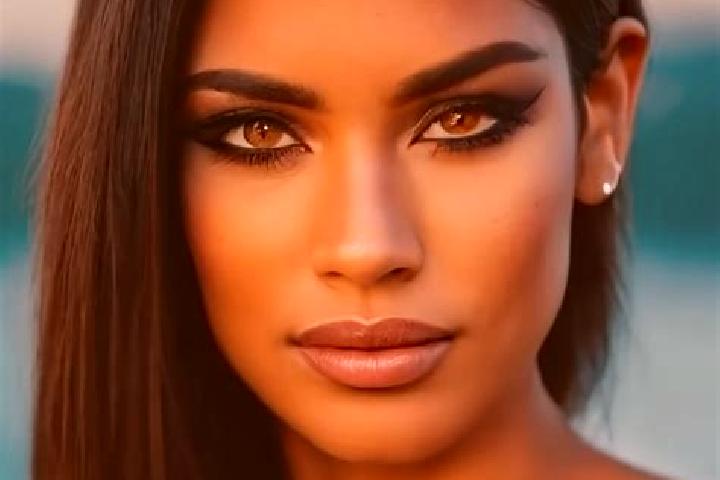 Nora, 26, a black green-eyed latina companion based in Gandusari. Offering Erotic Massage, Dinner Date, A-Level. Available for incall and outcall, day and ev...