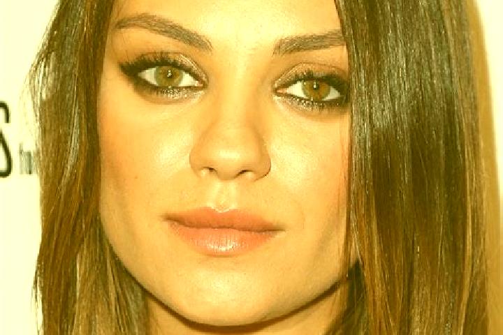 Nora, 26, a black hazel-eyed indian companion based in Rose. Offering CIM, Overnight, Striptease. Available for incall and outcall, day and evening dates.
